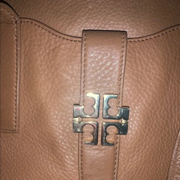 Tory Burch Meyer Tote - Picture 4 of 16